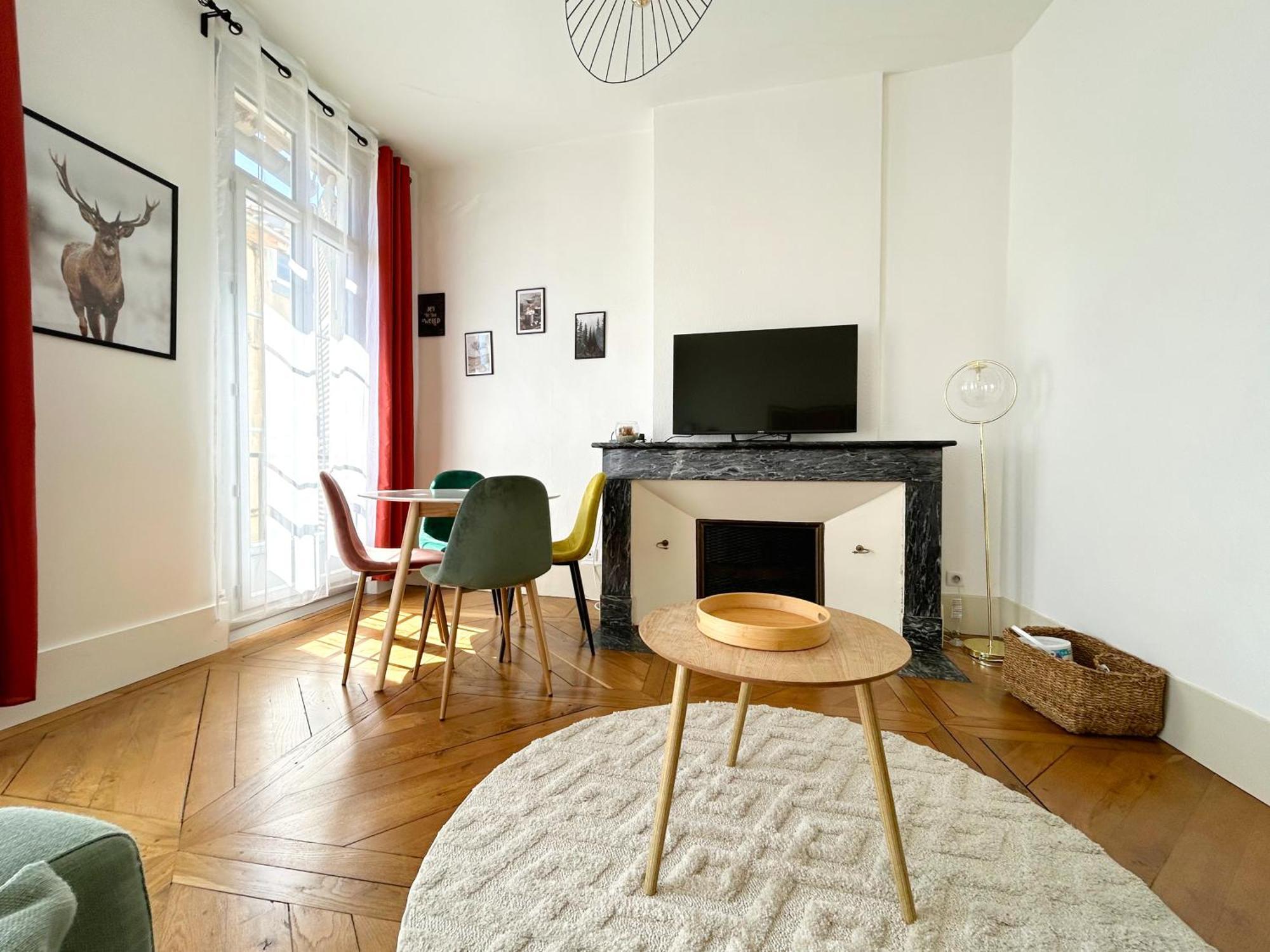 Emma - Centre Historique - Parking Privee Apartment Auch Luaran gambar